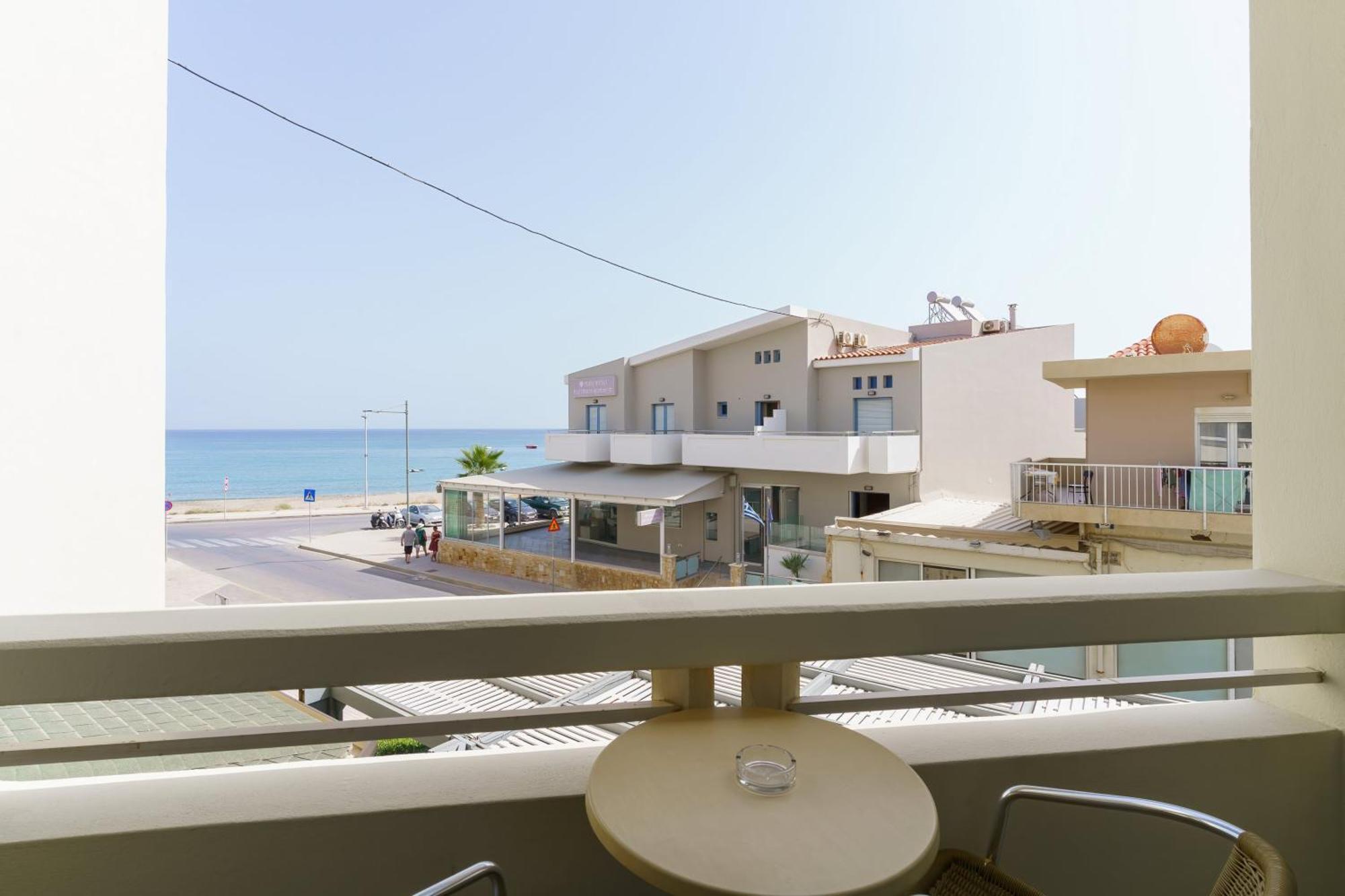 Pearl Beach Rethymno Rom bilde